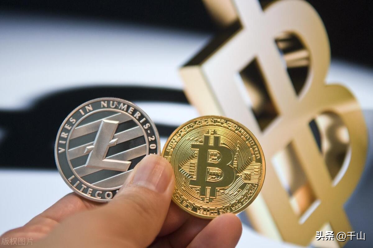 去中心化：比特币网络的去中心化特性是许多美国人对购买比特币感兴趣的另一个原因。没有任何个人或机构拥有比特币网络，因此个人可以控制自己的资金，而无需依赖银行等第三方机构。将比特币存放在非托管钱包中，只有_比特币区块链去中心化_比特币中心系统在哪